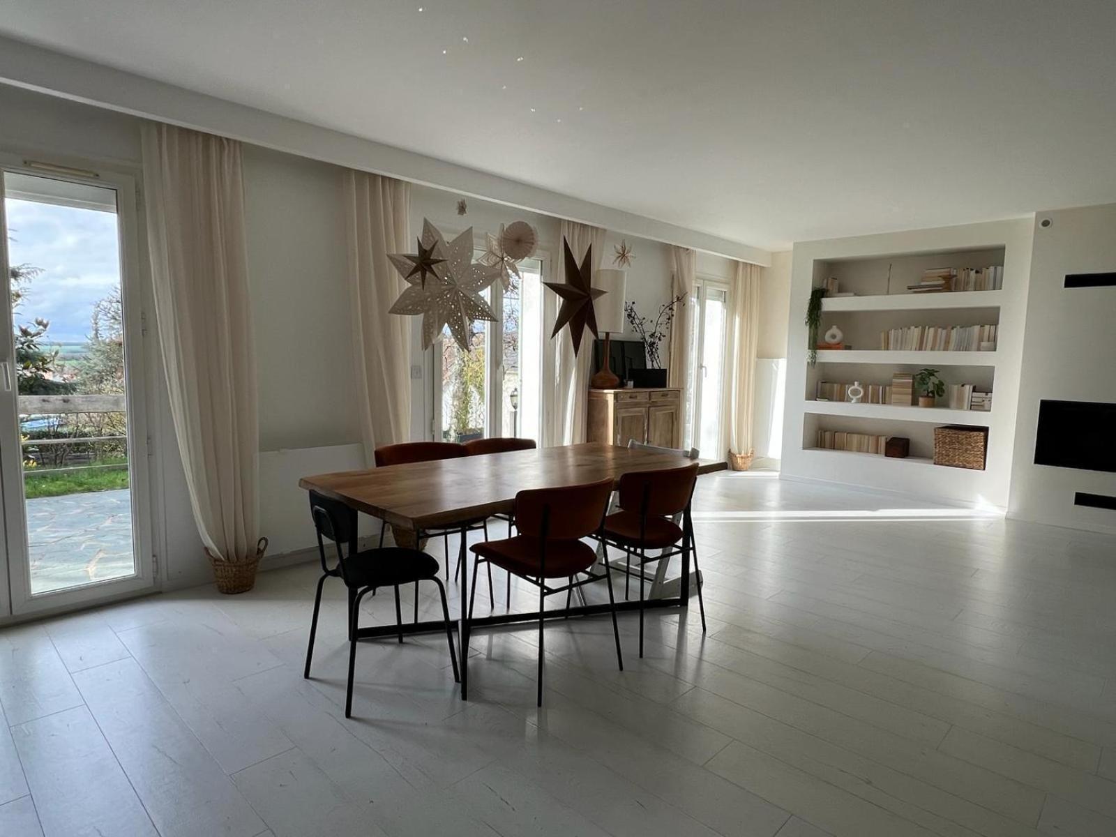 Maison Familiale, Belle Et Moderne Proche De Versailles Et Thoiry Maule Luaran gambar